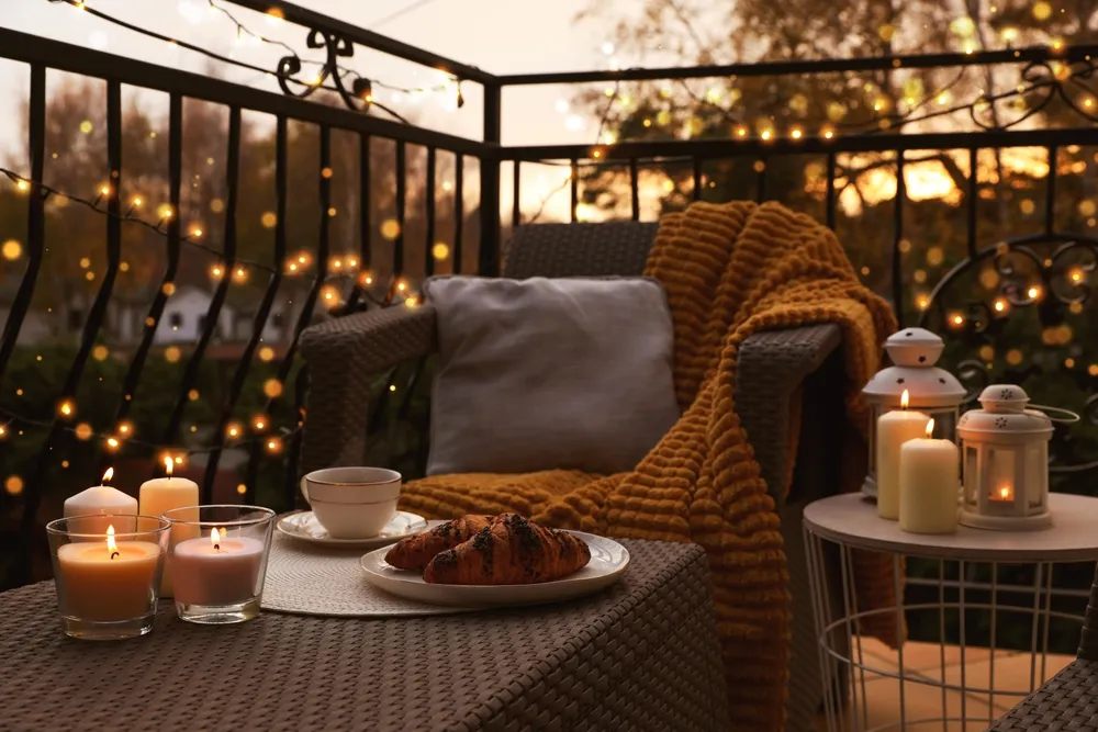 12 Outdoor Deck Decoration Ideas for a Cozy Winter