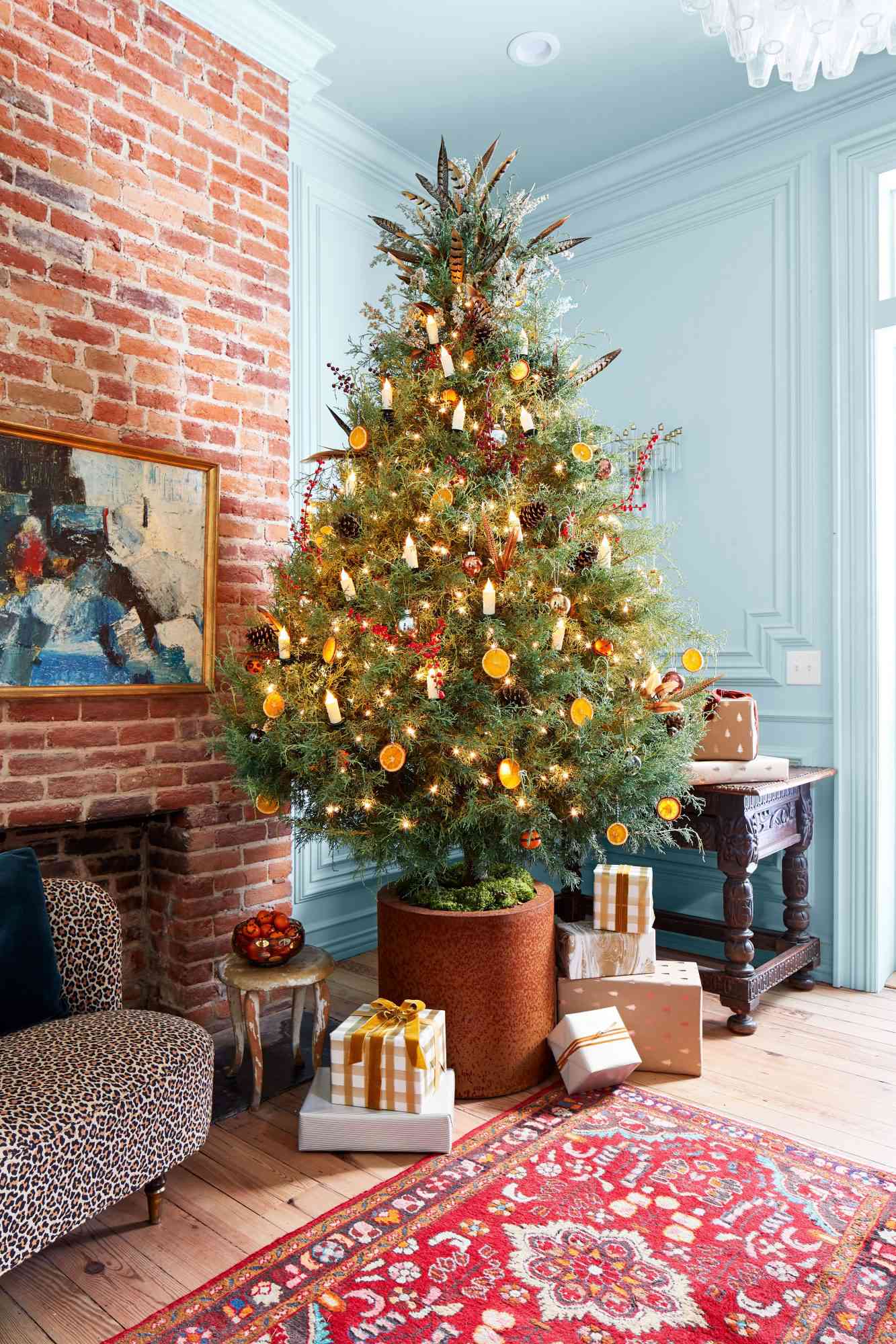 12 Small Christmas Tree Ideas That Add Cheer To Any Space
