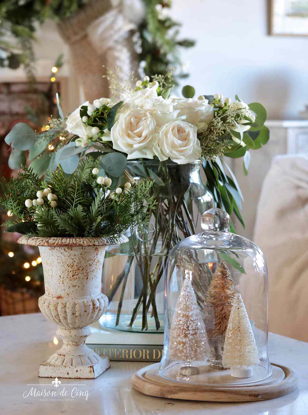 17 Tips for Decorating Your Coffee Table for Christmas This Year