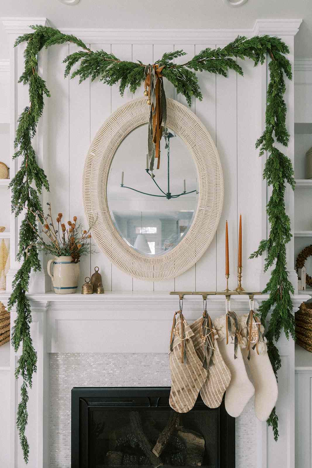 18 Vintage Christmas Decor Ideas to Try This Season