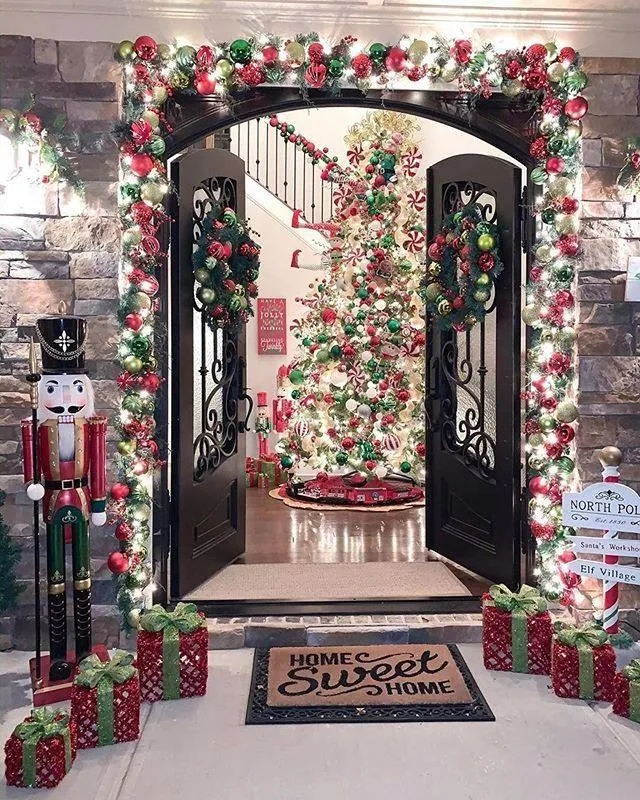 20 Christmas Porch Decorations - Craftsy Hacks
