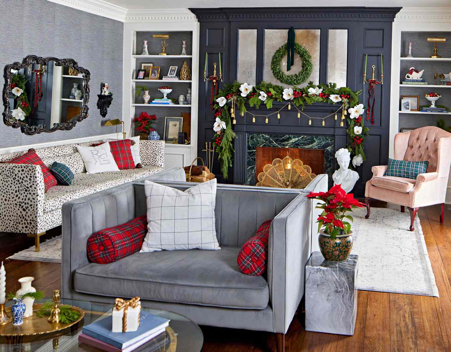 20 Festive Christmas Living Rooms