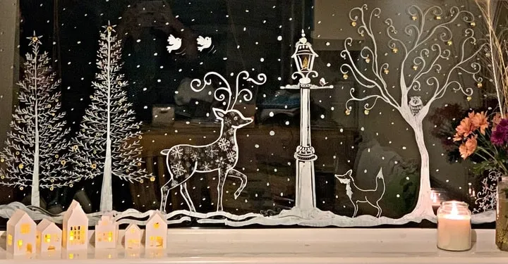 25 Enchanting Christmas Window Decorations Ideas for Holiday