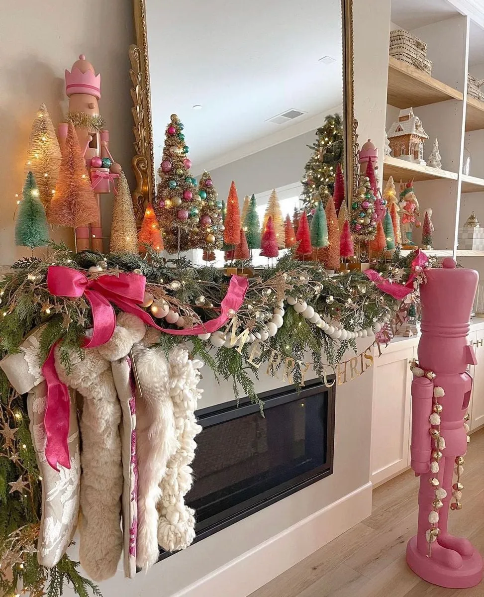 25 Pink Christmas Aesthetic Ideas for a Pretty Holiday Home - NP