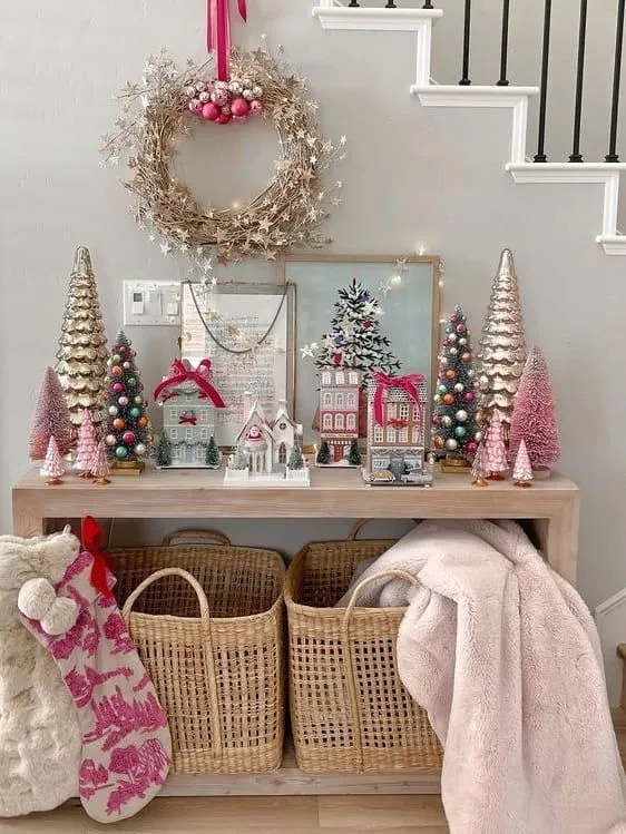 25 Pink Christmas Aesthetic Ideas for a Pretty Holiday Home - NP