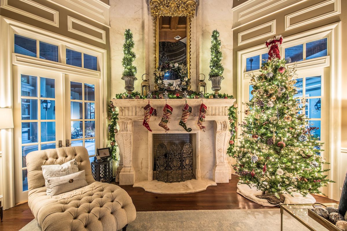 3 Elegant Ways to Stage Your Home for the Holidays