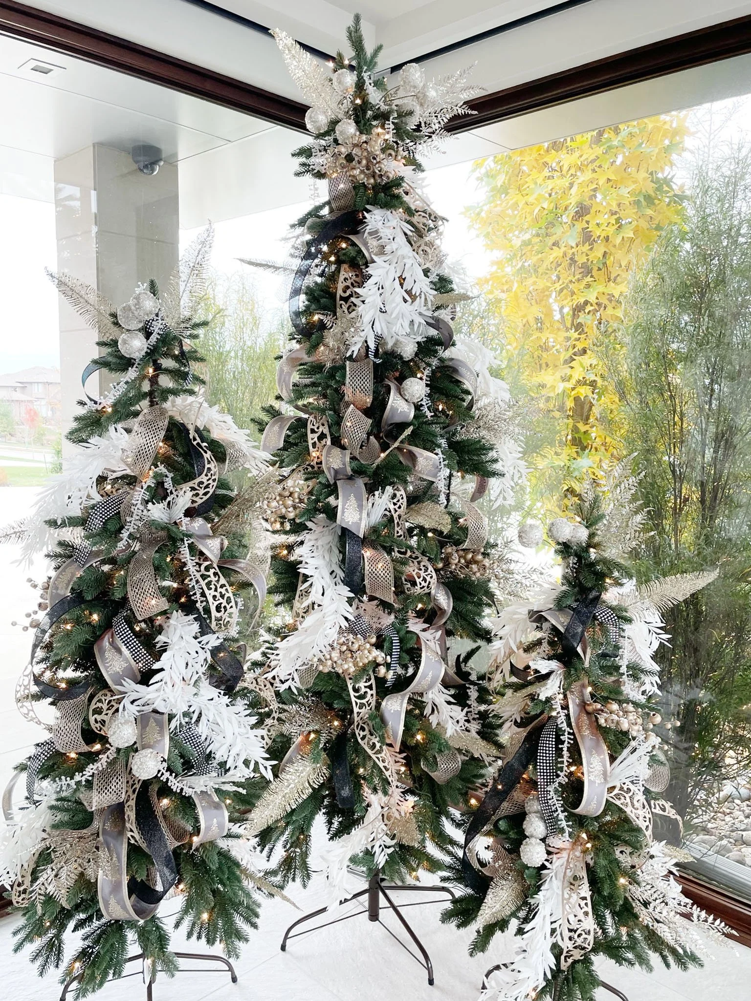 3 Simple Steps for Trimming Your Christmas Tree — Style & Grace Interiors