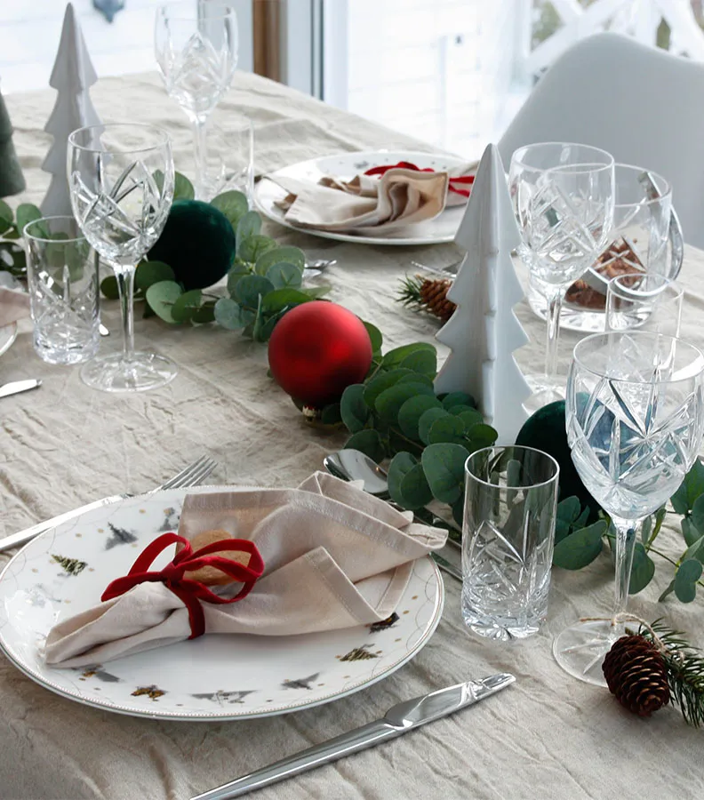 3 ways to set the Christmas table - Hardanger Bestikk