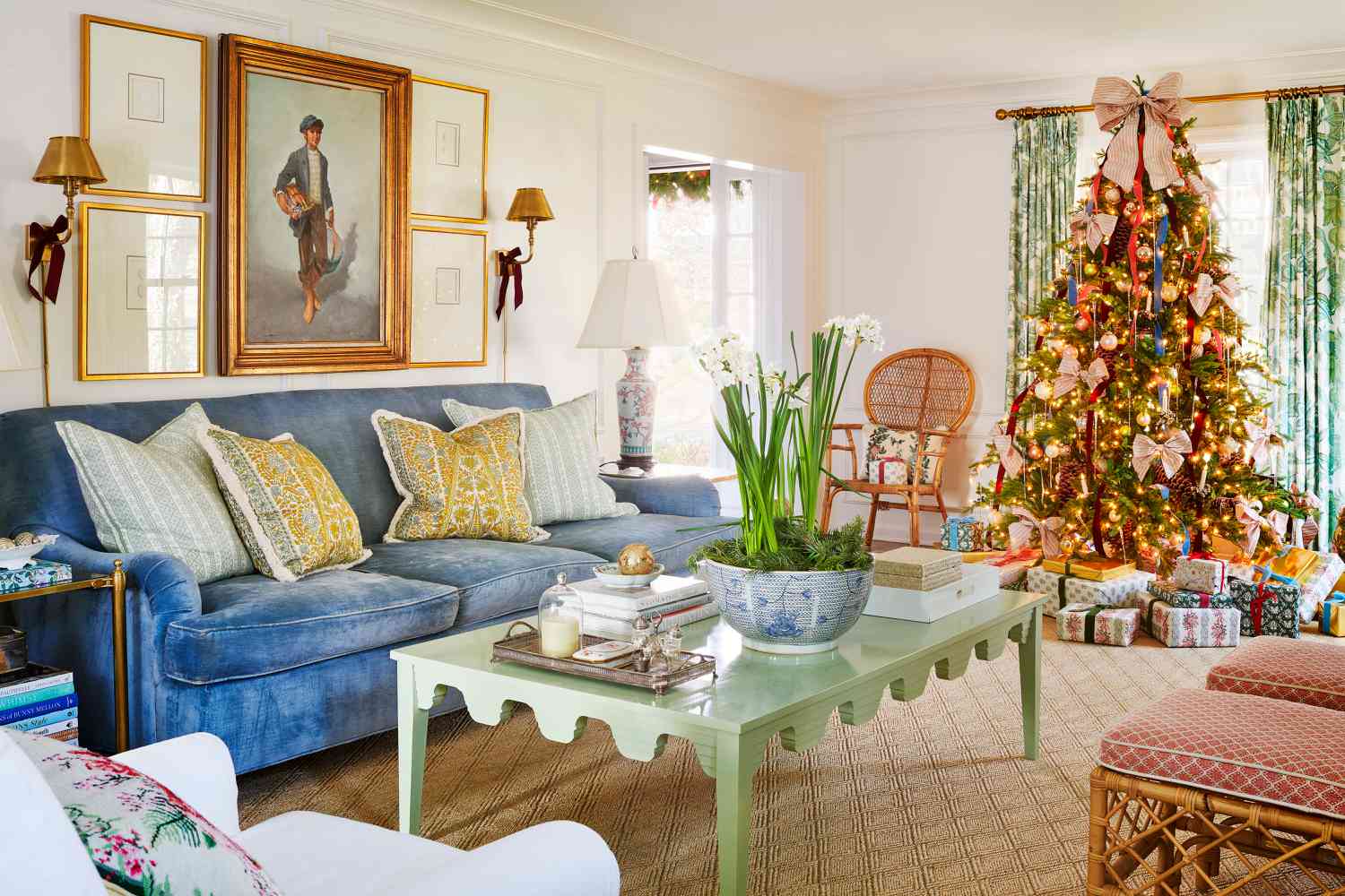 40 Decorative Christmas Tree Ideas For Every Style