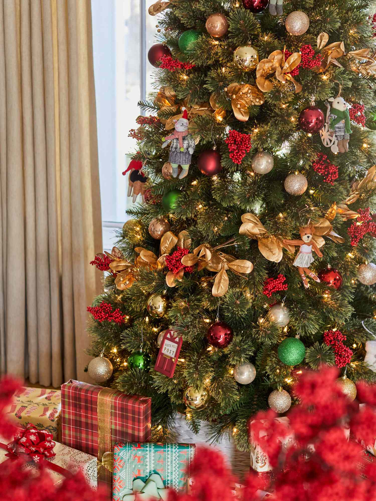 5 Holiday Decor Trends You'll See in Every Festive Home This Year