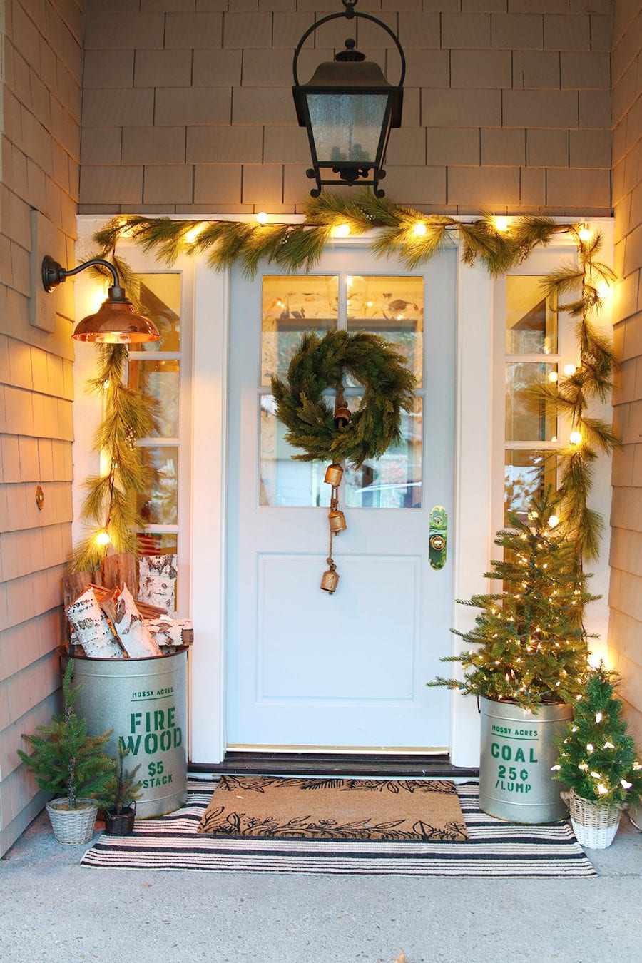 51 Outdoor Christmas Lights Ideas to Brighten Your Holiday