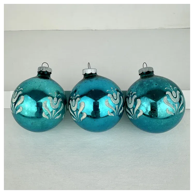 6 Vintage Shiny Brite Stenciled Ornaments. For Sale at Ruby Lane
