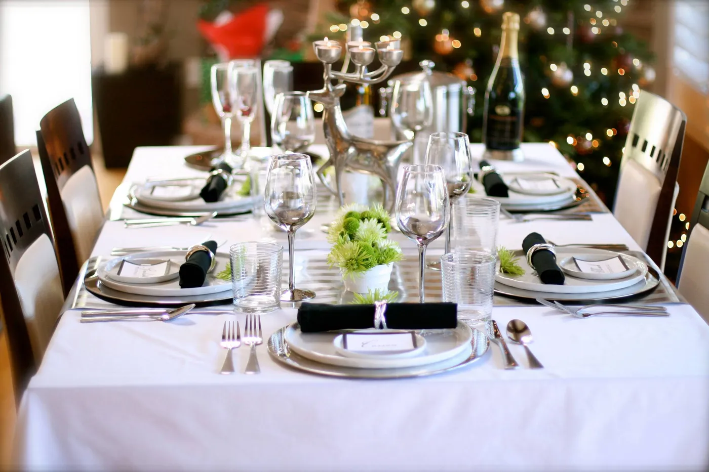 A Feast for the Eyes: Christmas Lunch Table Settings | Houzz NZ