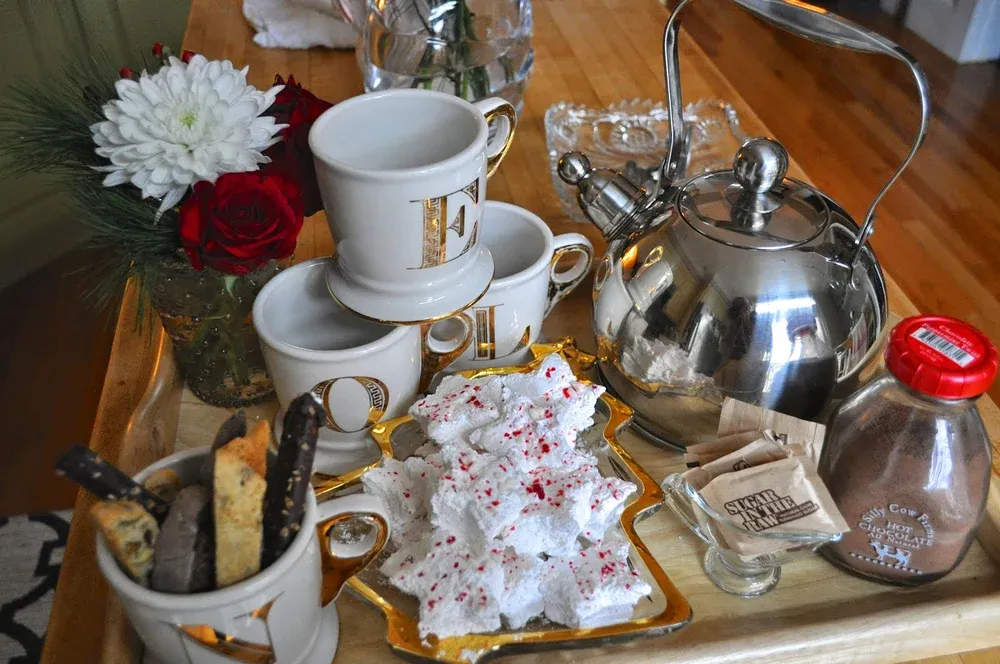 A Holiday Hot Chocolate Bar — Boston Belle