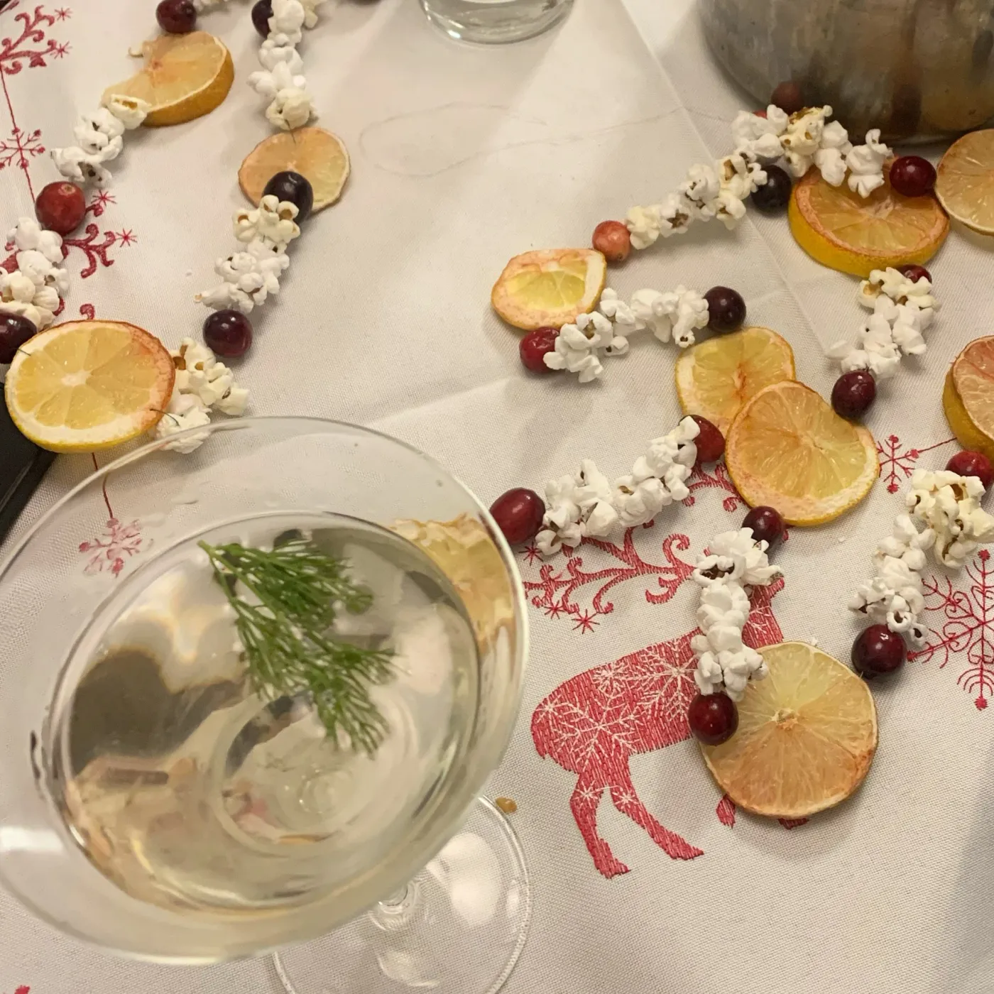 A Popcorn Garland and A Festive Cocktail — How to Be a Domestic Demigoddess