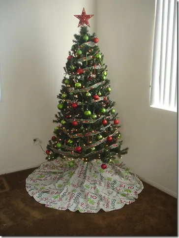 Alex Haralson: My Lime Green and Red Christmas Decorations