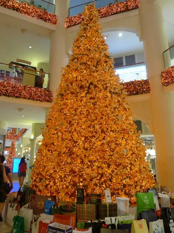 An Orange Christmas at Rockwell Powerplant - THE BRIGHT SPOT