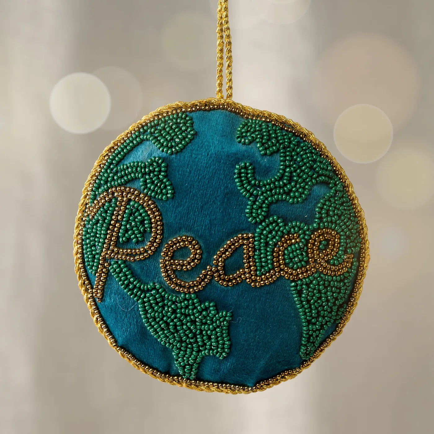 Arvi Beaded Ornament - Peace on Earth – Ten Thousand Villages