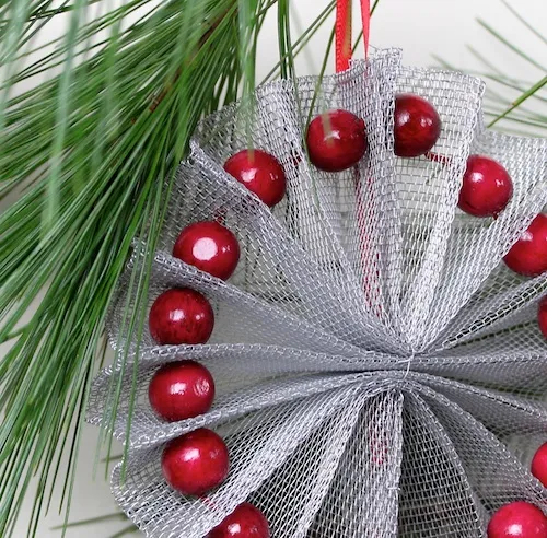 Ashbee Design: DIY Christmas Tree Ornament #2 • Screening