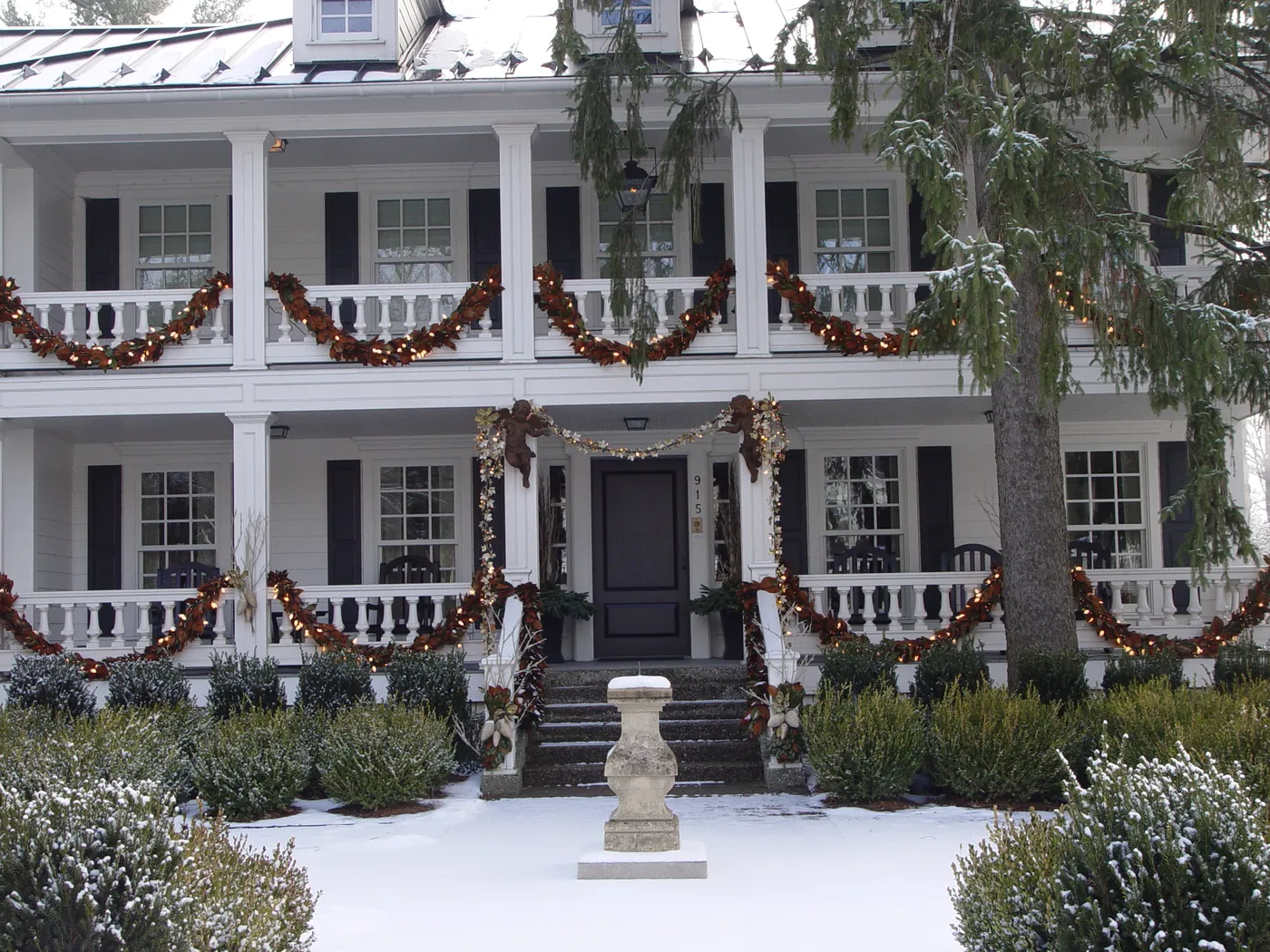 At A Glance: Other Garlands | Deborah Silver & Co.