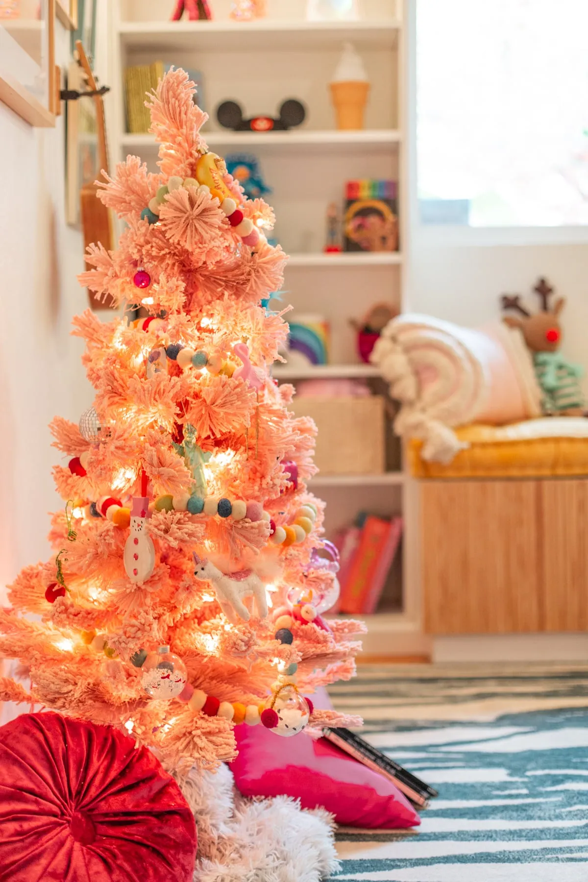 Bedroom Decor for Christmas » Lovely Indeed