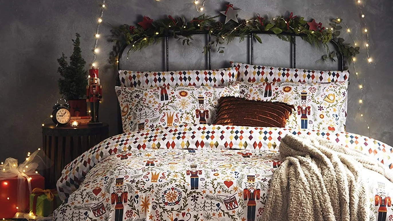 Best Christmas bedding: Get in the festive spirit with these bed sheets and  bedding sets | Expert Reviews