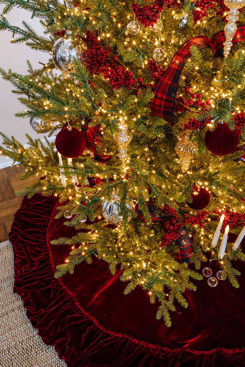Budget-Friendly Ralph Lauren Christmas Decorating Ideas (Without the Luxe  Price Tag) - Bless'er House