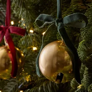 Burgundy Velvet Photo Frame Christmas Tree Ornament, Set of 4