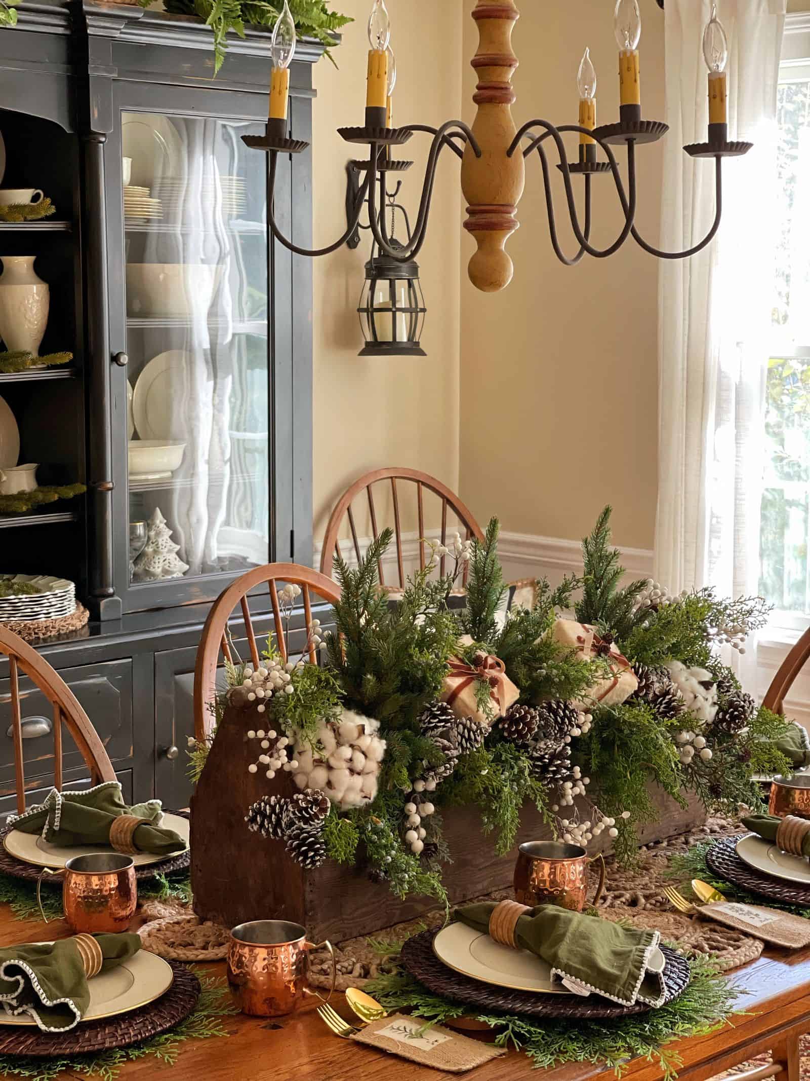 Candle Decor Retailer Dining Table - Cozy Winter Reliable Centerpiece Ideas