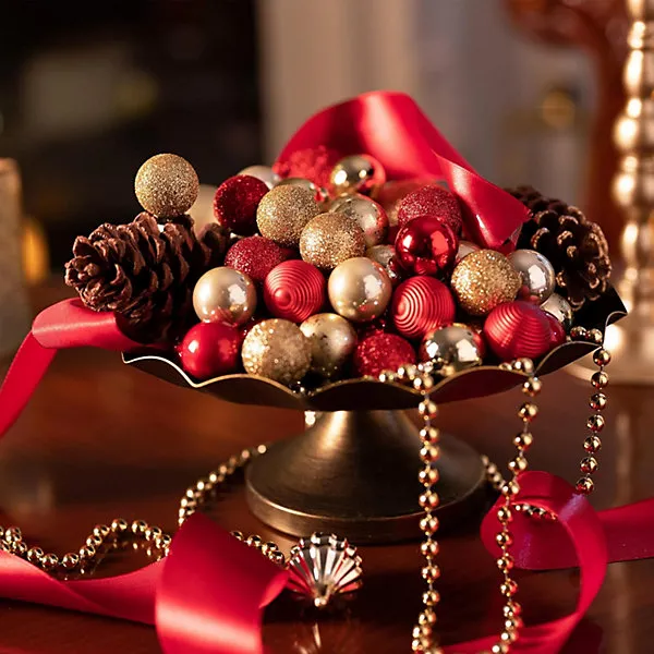 Christmas Baubles for Christmas Tree Decoration, 49pcs 3cm Traditional Red  and Gold Shatterproof Ball Ornaments