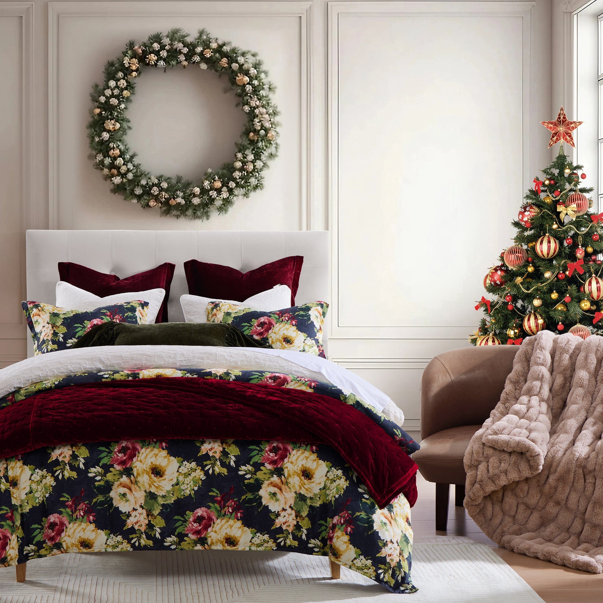 Christmas Bedding Done Right: 5 Ways to Create a Festive Bedroom | HiEnd  Accents