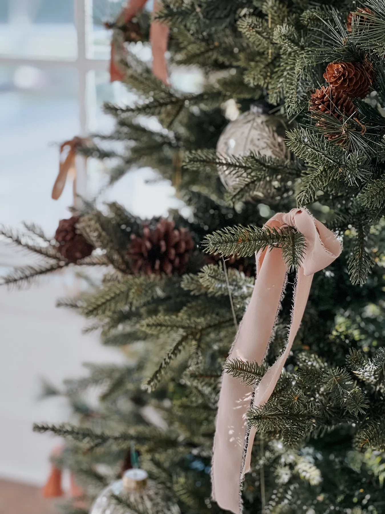 Christmas Decor We Love - A Thoughtful Place