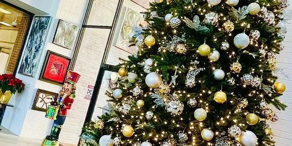 Christmas, Decorating - Accent Staging and Design - Columbus, Ohio