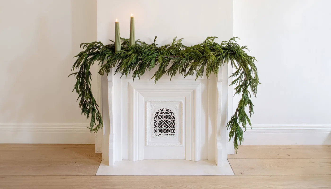 Christmas Decorating | Outdoor Fake Christmas Garlands at Afloral