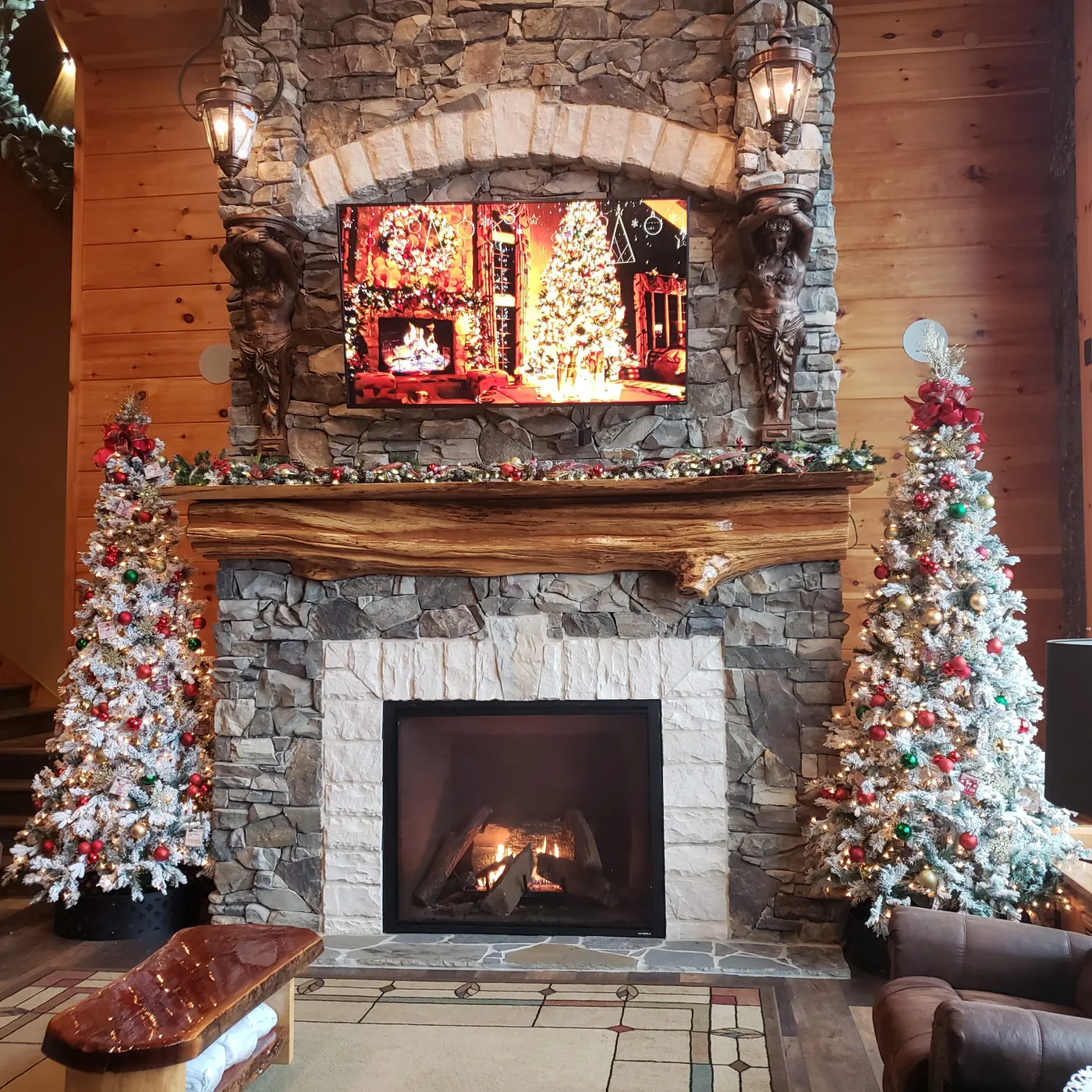 Christmas Decoration Services – Hart Decor