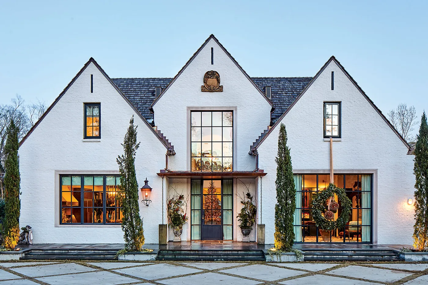 Christmas Door Decor - Flower Magazine