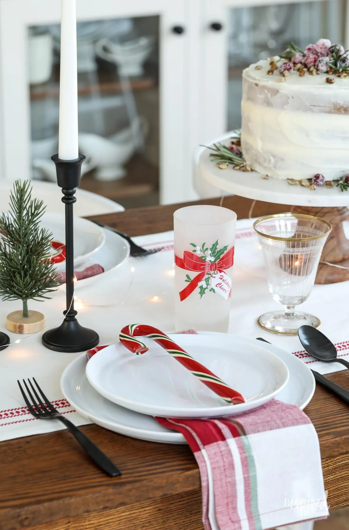 Christmas Entertaining Ideas Memorable Christmas Party Ideas and Hosting  Tips - Inspired By Charm