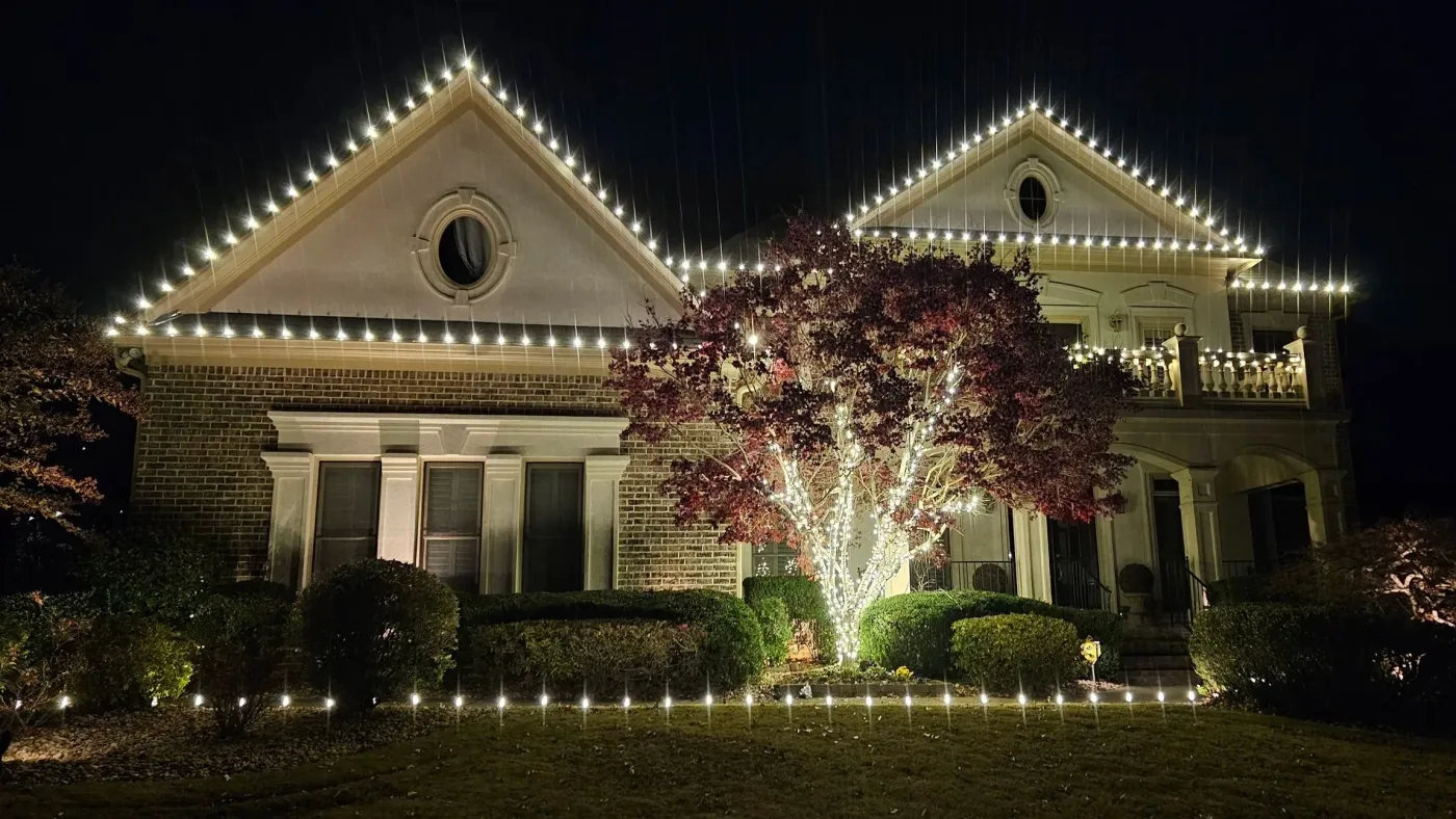 Christmas Light Installation Mableton, Vinings & Smyrna | Rich Lighting Co.  — Rich Lighting Co.