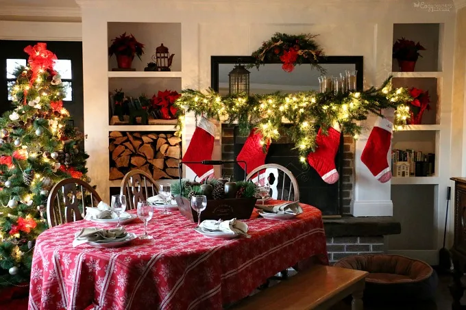 Christmas Lights in Cozy Dining Room - Cozy Country Living