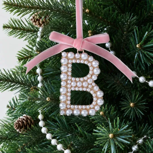 Christmas Ornament Designs & Styles | Vintage to Modern | Gloria Duchin