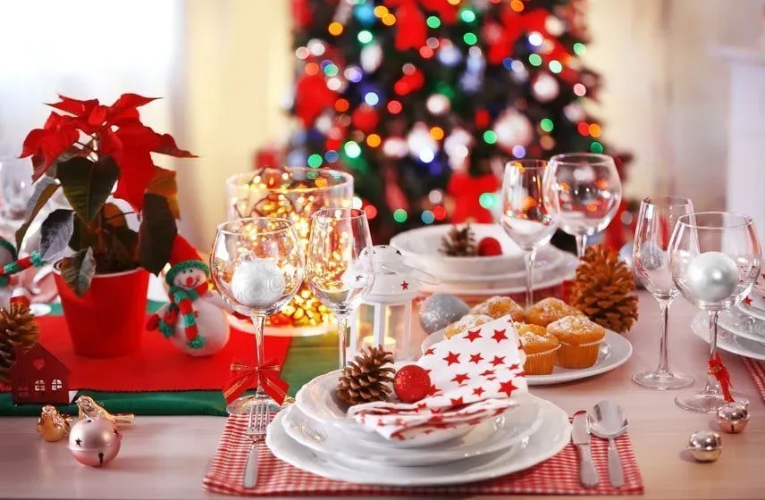 Christmas table decoration ideas - Westbury Garden Rooms