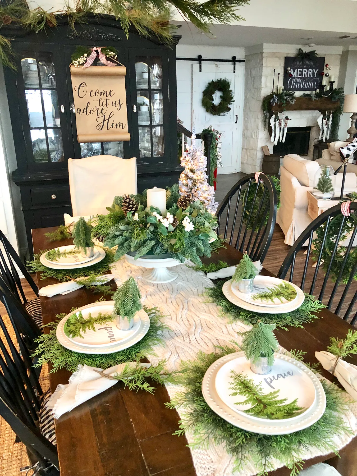 Christmas Table Setting Ideas * Hip & Humble Style