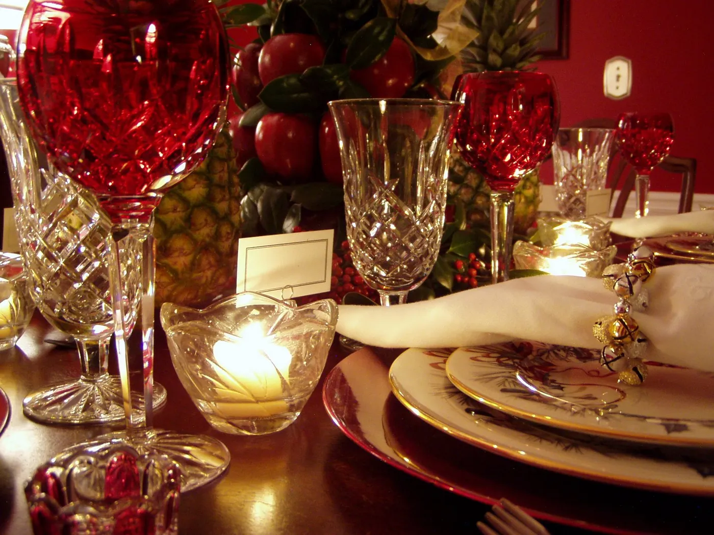 Christmas Table Setting with Lenox, Winter Greetings – Between Naps on the  Porch