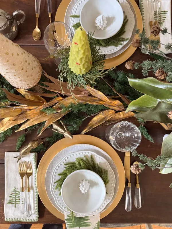 Christmas Tablescapes Gold Christmas Dinner Set Simple Modern Black And Gold Christmas Tablescapes Home With Holliday