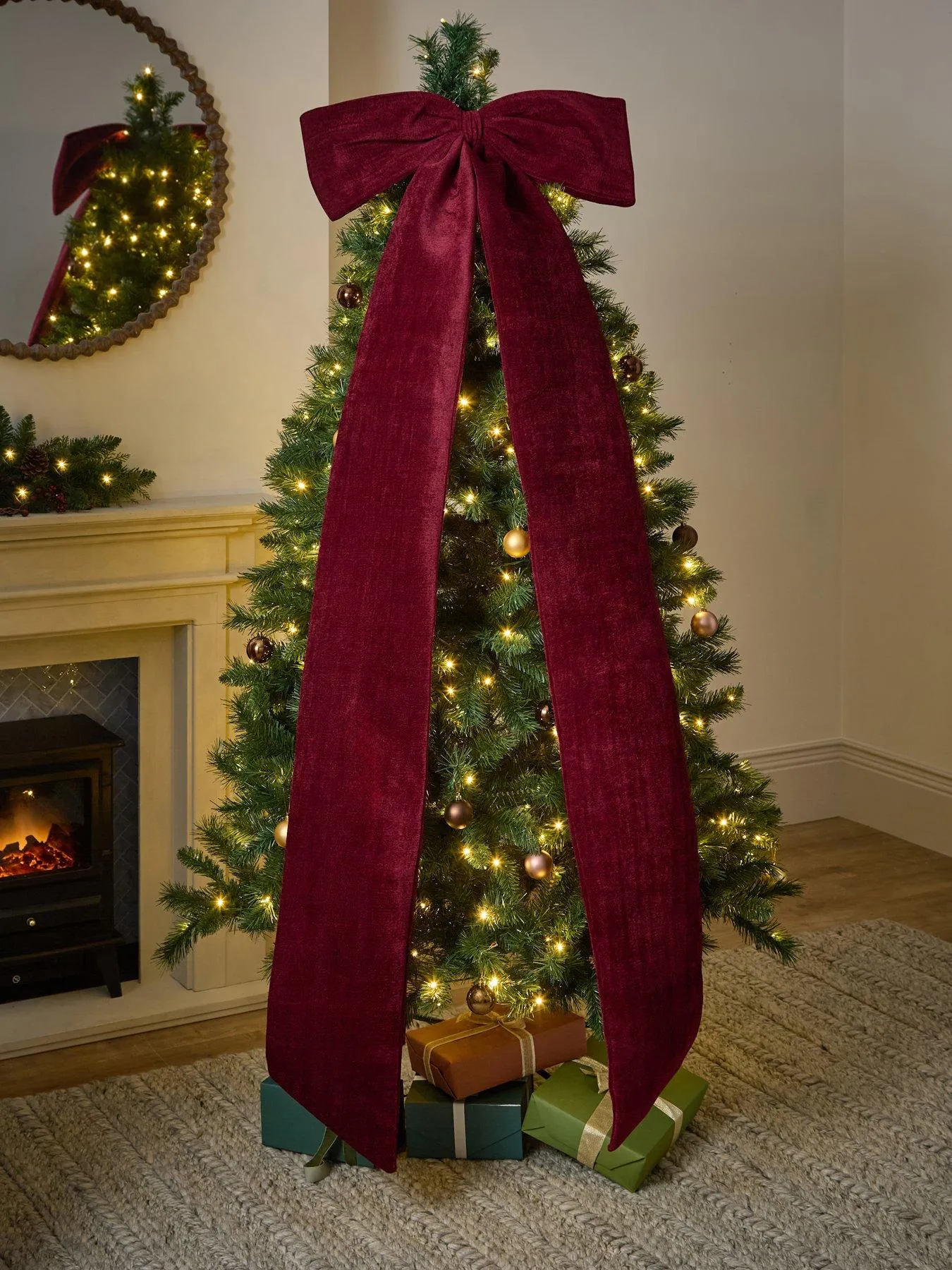 Christmas Tree Decorations | Baubles & Decorations | Very