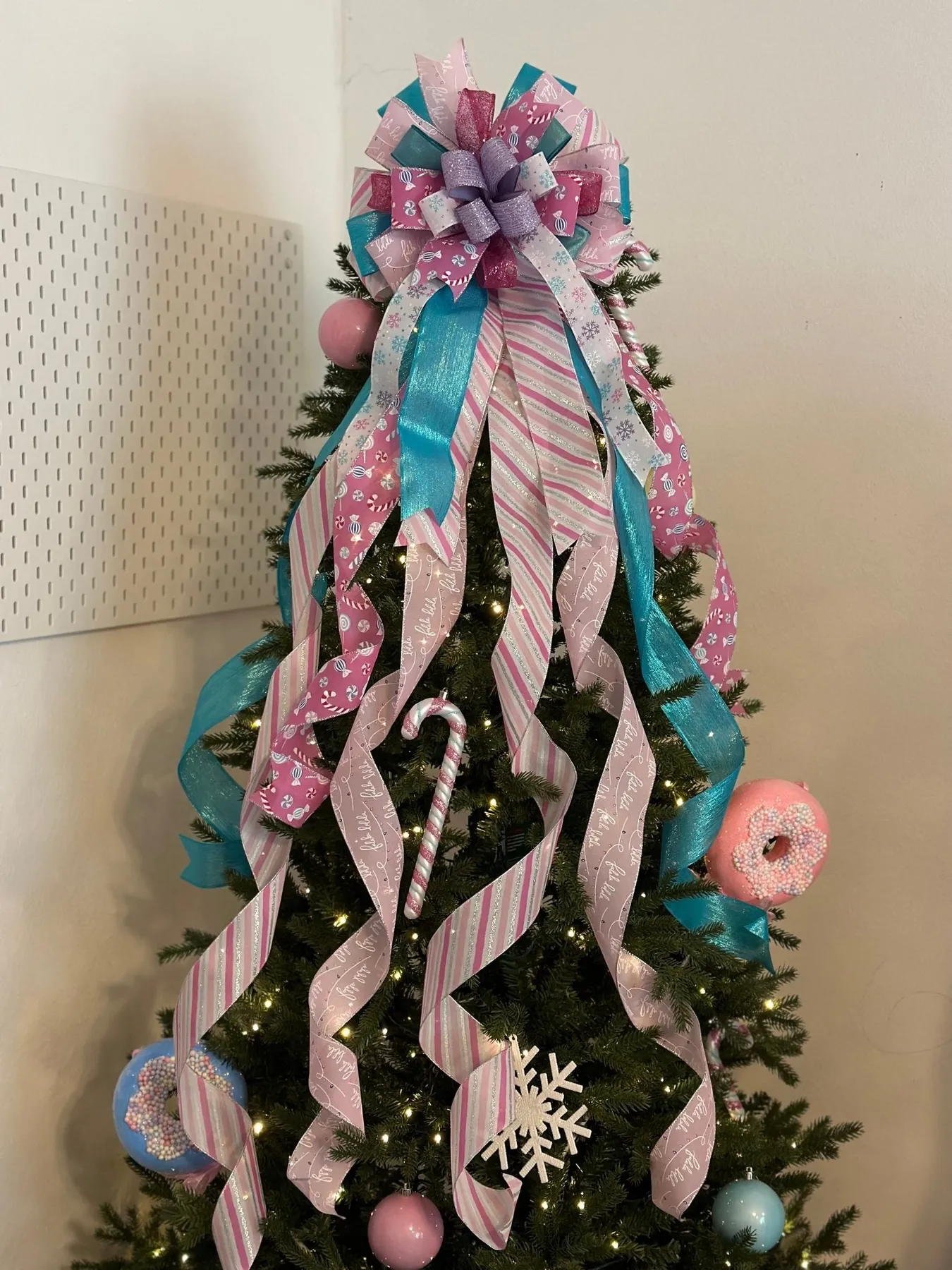 Christmas Tree Topper Bows – Emerald's Avenue