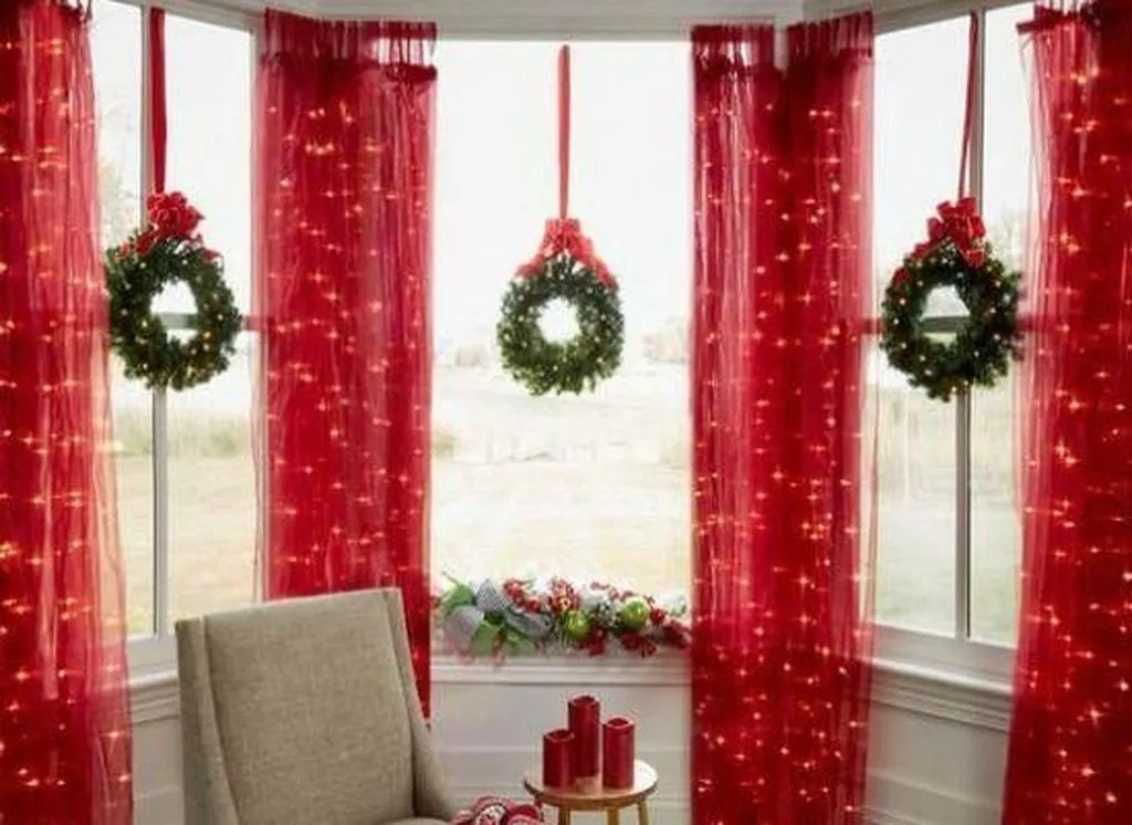 Christmas Window Decorations | Crary Real Estate