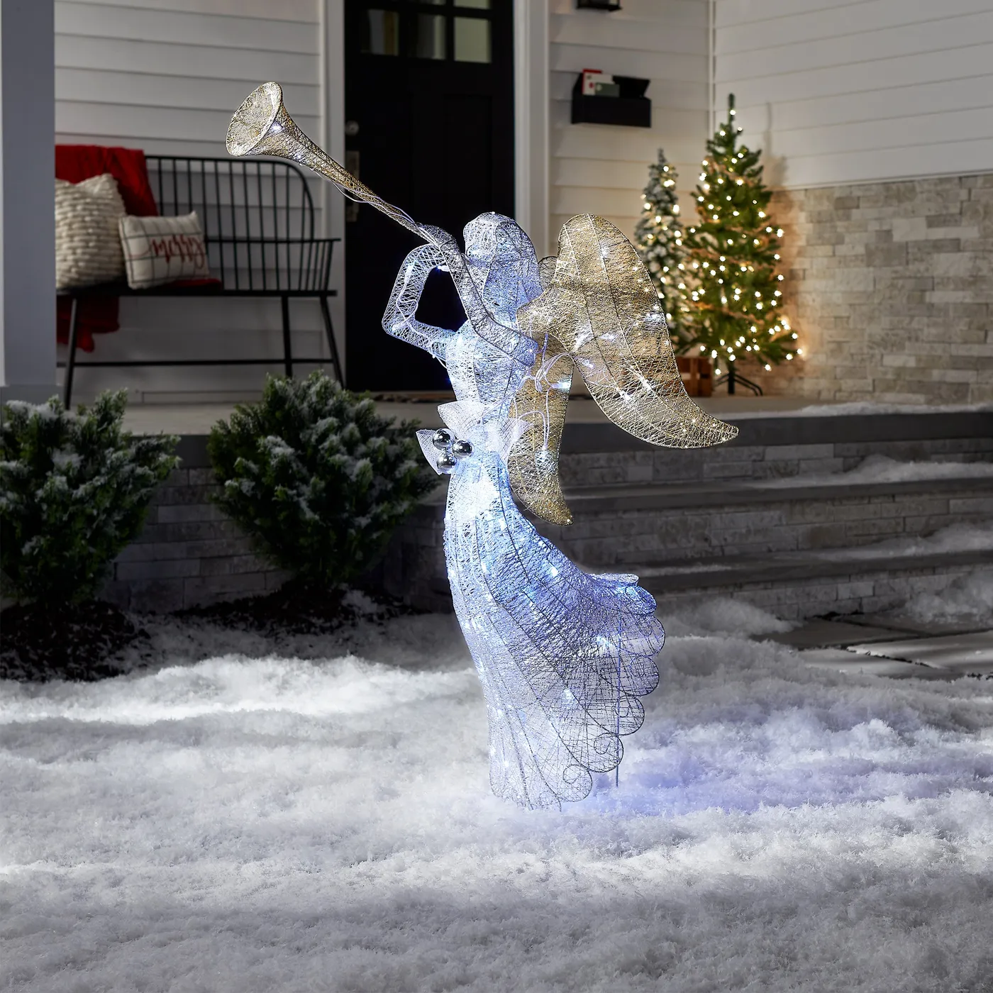 Christmas Yard Decorations · National Tree Company
