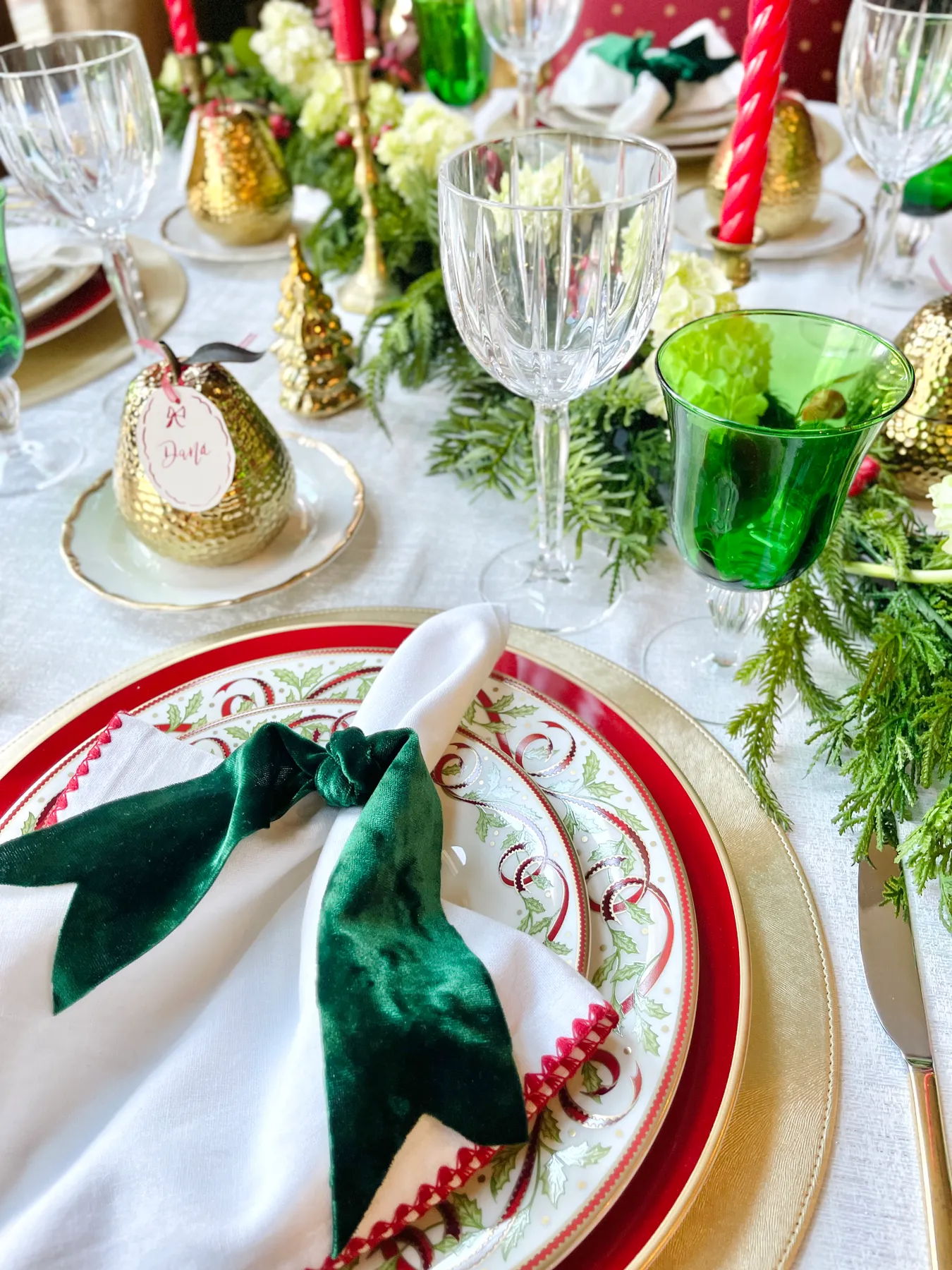 Classic Festive Christmas Tablescape in Red Green and Gold | Ivory & Noire