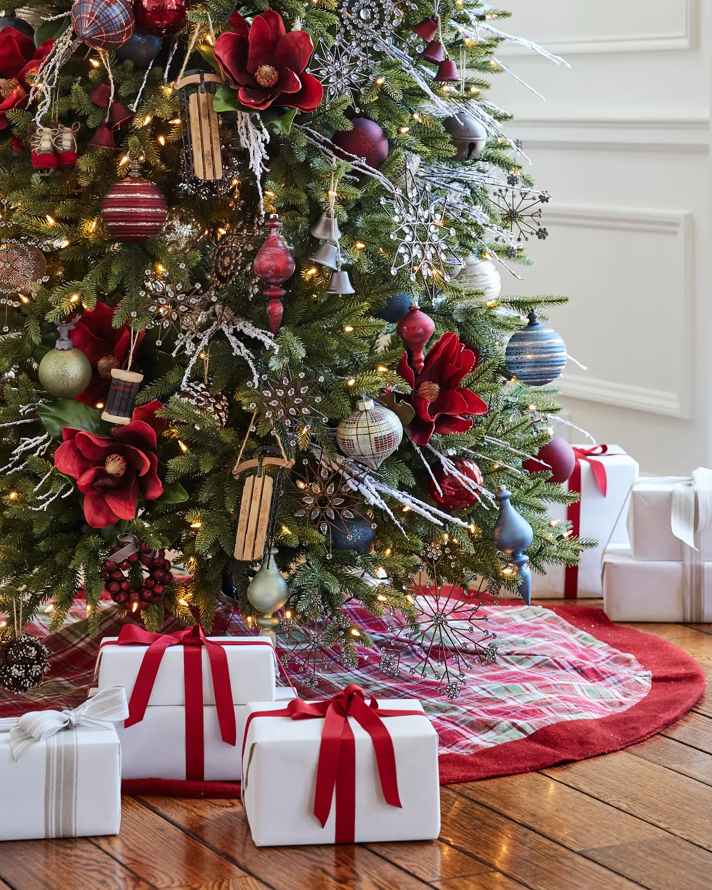 Country Christmas Ornaments Farmhouse 50 Best Rustic Christmas Decorations  For Your Home